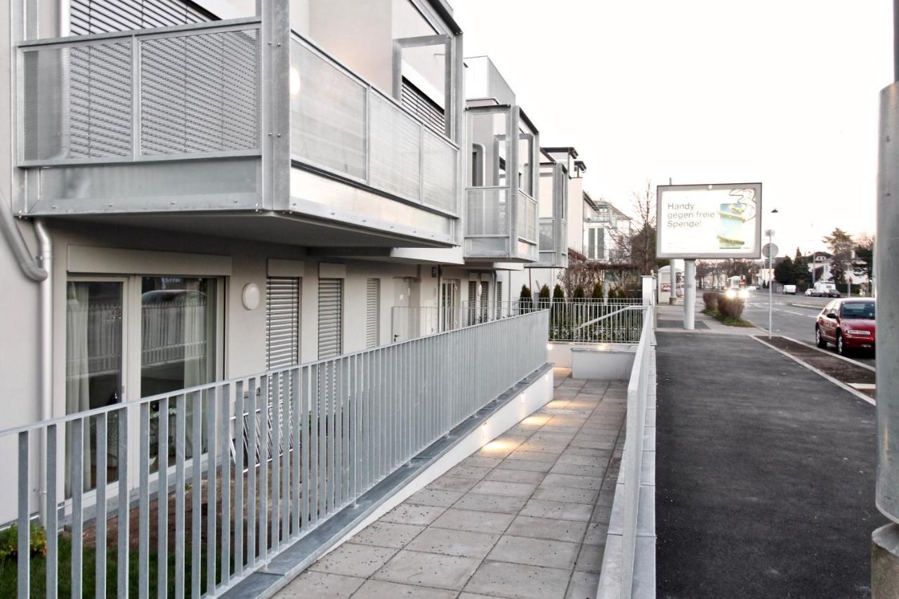 Yellow Flower Apartment With Pool - 5 Min To Lake Vienna Exterior photo