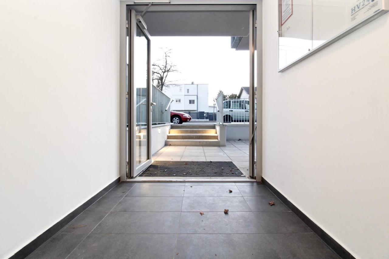 Yellow Flower Apartment With Pool - 5 Min To Lake Vienna Exterior photo